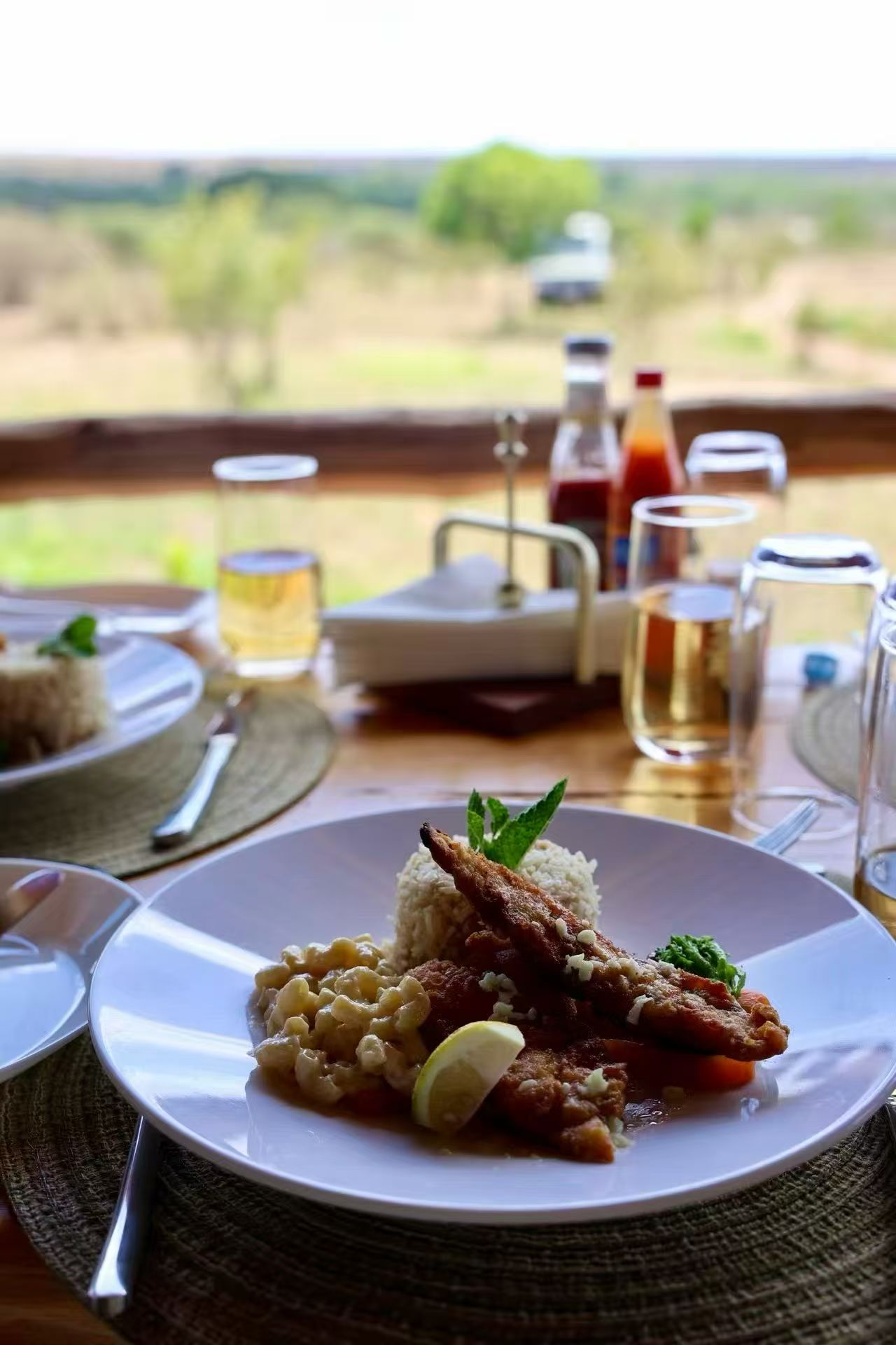 Dining table with open Mara view